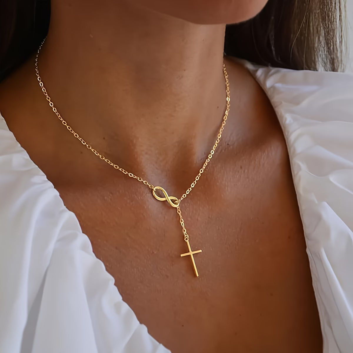 Collar Cruz Infinito Bañada en oro (Promoción 2x1) - Eternidad y Protección en tu día a día