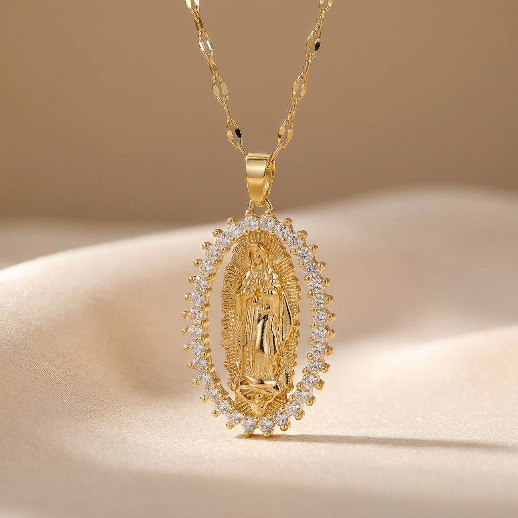 Collar Virgen María Bañado en Oro (Promoción 2x1) - Fe y protección en tu camino